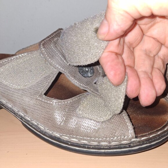 Finn Comfort Women's Pattaya Comfort Sandals - Size 38 (US 7.5) - Tan/Gold - Picture 2 of 8